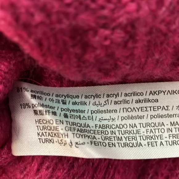 Zara cable Knit Cardigan Hot Pink Fuchsia sweater size medium. - Picture 10 of 14